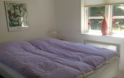 Jeip - 400M to the Fjord: Lit, Chambre, Meubles, Literie, Drap De Lit, Sol, Linge, Sol, Design Intérieur, Textile