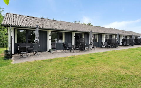 Skarthi - 20Km from the Sea: Bleu, Arbuste, Chalet, Couverture De Sol, Jardin, Biens, Ombre, Aménagement Paysager, Ferme, Eco Hôtel