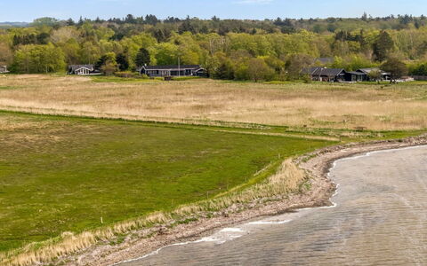 Eske - 200M to the Fjord: Herbe, Prairie, Paysage, Écorégion, Plaine, Communauté Des Plantes, Lot Terre, Mobilier De Jardin, Prairie, Formations Arbustives