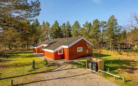 Luciane - 2.5Km from the Sea: Chalet, Arrière-Cour, Cour, Batiments Jardin, Cabanon, Siding, Mobilier De Jardin, Cabane En Rondins, Structure En Plein Air, Cabane