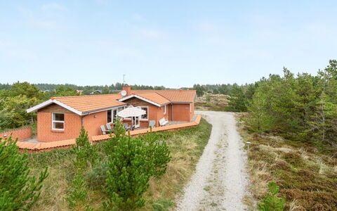 Lisemarie - 800M from the Sea: Bois, Toit, Architecture, Domicile, Maison, Chalet, Siding, Dur, Pente, Biens