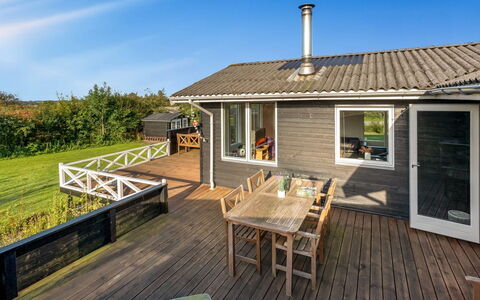 Awer - 300M to the Fjord: Architecture, Toit, Domicile, Composite, Daylighting, Siding, Allée