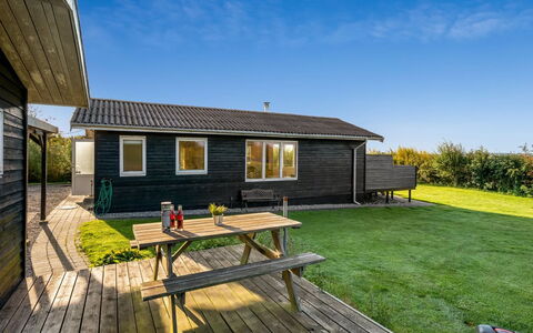 Awer - 300M to the Fjord: Architecture, Toit, Domicile, Composite, Daylighting, Siding, Allée