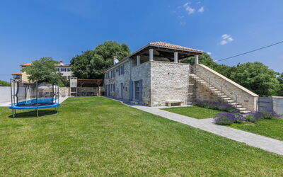 Villa Mirta