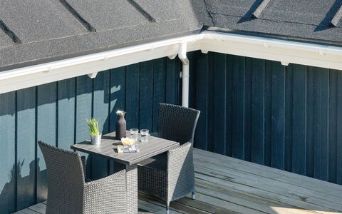 Alvilde - 100M from the Sea: Meubles, Design Intérieur, Sol, Bois, Sol, Plafond, Parquet, Chaise, Table, Éclairage