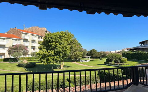 Lidia Capo Ceraso Resort: Plante, Ciel, Bâtiment, Propriété, Fenêtre, Arbre, Ombre, Lot Terre, Architecture, Herbe