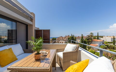 Palmera Dels Munts: Ciel, Propriété, Meubles, Bâtiment, Plante, Design Intérieur, Mobilier De Jardin, Ombre, Canapé, Chaise
