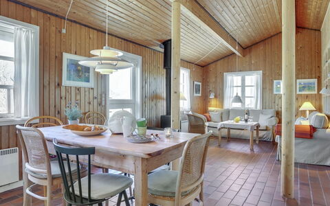 Solunka - 100M from the Sea: Meubles, Design Intérieur, Sol, Bois, Plafond, Salle À Manger, Sol, Chaise, Luminaire, Table