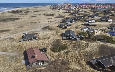 Thenna - 200M from the Sea