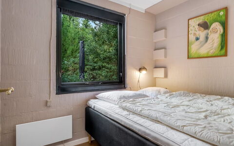Olaf - 1.4Km from the Sea: Chambre, Bois, Lit, Design Intérieur, Drap De Lit, Sol, Literie, Pièce, Sol, Cadre De Lit