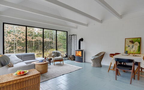 Olaf - 1.4Km from the Sea: Meubles, Sol, Mur, Bois, Design Intérieur, Sol, Plafond, Salon, Éclairage, Domicile