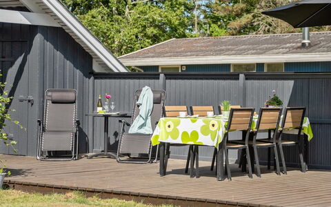 Herbert - 1Km from the Sea: Architecture, Toit, Domicile, Composite, Daylighting, Siding, Allée