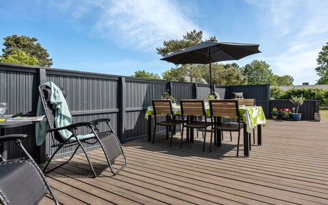Herbert - 1Km from the Sea: Architecture, Toit, Domicile, Composite, Daylighting, Siding, Allée