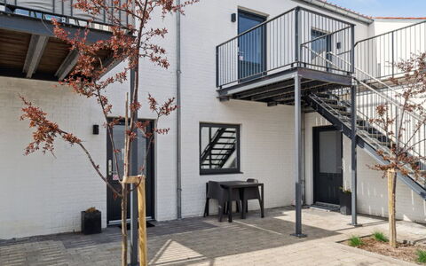 Monia - 20M from the Sea: Architecture, Toit, Domicile, Composite, Daylighting, Siding, Allée