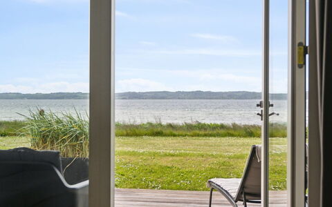 Monia - 20M from the Sea: Architecture, Toit, Domicile, Composite, Daylighting, Siding, Allée