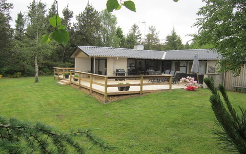 Wilmer - 40Km from the Sea: Toit, Domicile, Porte, Chalet, Ombre, Siding, Cour, Biens, Arrière-Cour