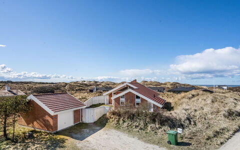 Ritha - 350M from the Sea: Bois, Toit, Architecture, Domicile, Maison, Chalet, Siding, Dur, Pente, Biens