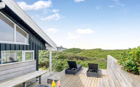 Rauli - 50M from the Sea: Bois, Domicile, Porche, Plate-Forme, Dur, Toit, Tache De Bois, Parquet, Eco Hôtel