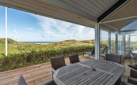Ejvind - 100M from the Sea: Domicile, Dur, Chalet, Porche, Biens, Plate-Forme, Tache De Bois, Eco Hôtel, Planche, Parquet