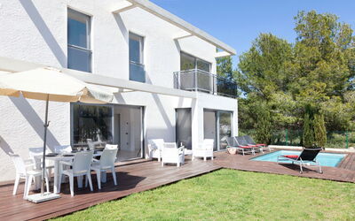 Villa Luxor
