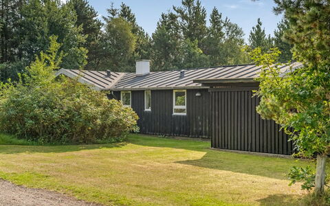 Orvokki - 125M from the Sea: Maison, Toit, Domicile, Chalet, Cabanon, Batiments Jardin, Siding, Cour, Cabane En Rondins, Cabane