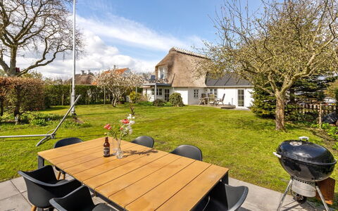 Gyril - 100M from the Sea: Meubles, Chaise, Table, Lot Terre, Mobilier De Jardin, Domicile, Jardin, Tableau De Plein Air, Table Cuisine Et Salle A Manger