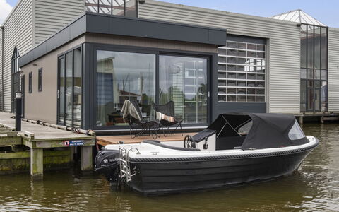 Harboursuite 2 Incl. Motorboot: L'Eau, Ciel, Bateau, Nuage, Jour, Propriété, Bâtiment, Véhicule, Architecture, Plan D'Eau