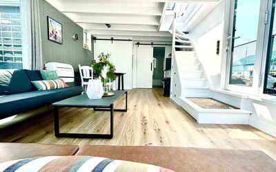 Logement:&nbsp;Harboursuite Woudsend Incl. Motorboot 100.1