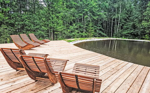 Kuříp: Piscine, Recours, Mobilier De Jardin, Conception, Ombre, Aménagement Paysager, Hôtel, Caractéristique De L'Eau, Eco Hôtel