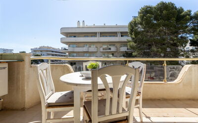 Logement:&nbsp;Arquus Ii 748.4