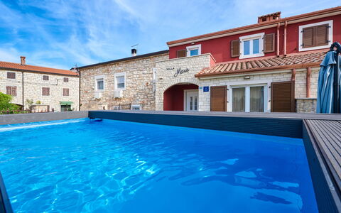 Villa Maris: Plante, Propriété, Bâtiment, Paysage Naturel, Arbre, Lot Terre, Maison, Chalet, Paysage, Zone Résidentielle