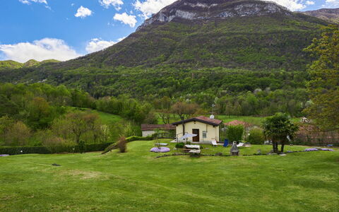 Casa Grandola-Green Garden: Plante, Propriété, Bâtiment, Paysage Naturel, Arbre, Lot Terre, Maison, Chalet, Paysage, Zone Résidentielle