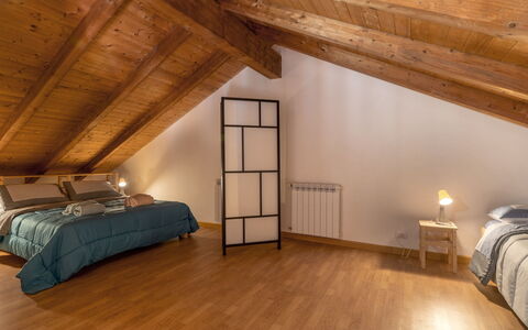 Alcunché: Bâtiment, Meubles, Propriété, Confort, Bois, Maison, Design Intérieur, Salle, Salon, Sol