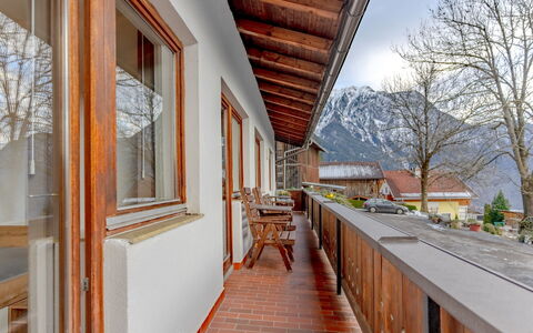 Ferienwohnung Plattner: Chaîne De Montagnes, Tache De Bois, Dur, Vallée, Balcon, Porche, Alpes, Village De Montagne, Eco Hôtel, Balustrade