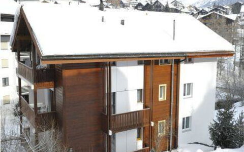 Amasaas: Bois, Domicile, Gelé, L'Hiver, Neige, Siding, Village De Montagne, Balcon, Daylighting, La Glace