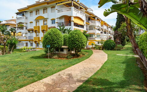 Dama de Noche: Zone Résidentielle, Appartement, Balcon, Biens, Hacienda, Condominium, Ombre, Villa, Hôtel, Recours