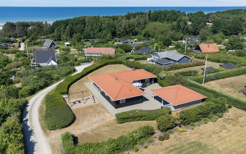 Garbine - 400M from the Sea: Maison, Domicile, Zone Résidentielle, Toit, Chalet, Lot Terre, Biens, Cour, Jardin, Siding