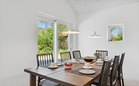 Hidde - 200M from the Sea: Plafond, Sol, Design Intérieur, Sol, Composite, Meubles, Recours, Hôtel, Conception, Daylighting