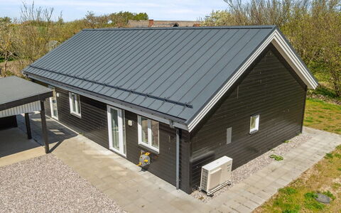 Hidde - 200M from the Sea: Plafond, Sol, Design Intérieur, Sol, Composite, Meubles, Recours, Hôtel, Conception, Daylighting