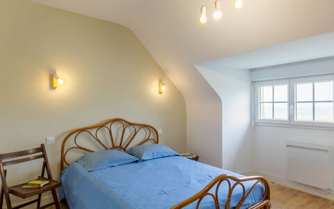 Ar Wellen: Plante, Bâtiment, Propriété, Fenêtre, Ciel, Porte, Fleur, Chalet, Maison, Bois