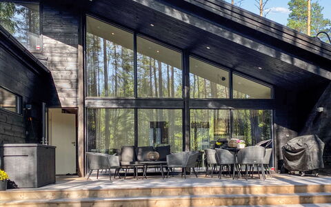 Villa Väiski: Piscine, Chaîne De Montagnes, Eco Hôtel, Recours, Biens, Vallée, Villa, Aménagement Paysager, Ville Resort, Arrière-Cour
