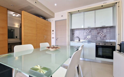 Suite Le Vele: Meubles, Design Intérieur, Sol, Sol, Bois, Cuisine, Comptoir, Appareil De Cuisine, Plafond, Principaux Appliance