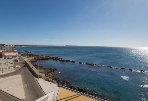 Suite Le Vele: Bleu, L'Eau, Plan D'Eau, Horizon, Mer, Côte, Cotiers Et Relief Océaniques, Océan, Rive, Plage