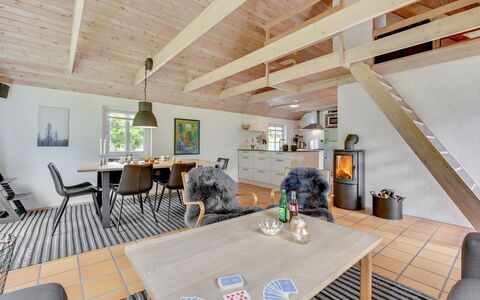 Osmo - 900M from the Sea: Herbe, Prairie, Paysage, Écorégion, Plaine, Communauté Des Plantes, Lot Terre, Mobilier De Jardin, Prairie, Formations Arbustives
