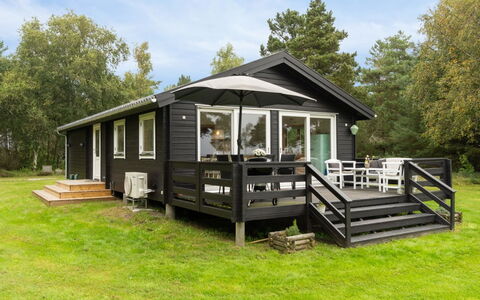 Lycka - 3Km from the Sea: Appartement, Ombre, Balcon, Chaise, Clôture, Mobilier De Jardin, Aluminium, Gazon Artificiel