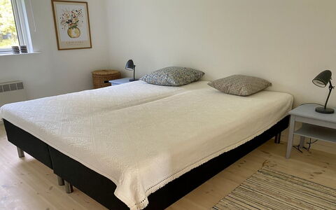 Lycka - 3Km from the Sea: Chambre, Lit, Meubles, Textile, Linge, Sol, Sol, Literie, Cadre De Lit, Design Intérieur
