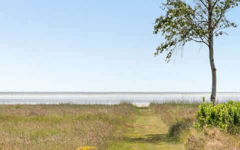 Lycka - 3Km from the Sea: Toit, Maison, Lot Terre, Domicile, Chalet, Biens, Batiments Jardin, Ombre, Cabane En Rondins, Aménagement Paysager