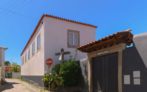 Douro Escape: Ciel, Plante, Bâtiment, Fenêtre, Lot Terre, Porte, Quartier, Zone Rurale, Maison, Immobilier