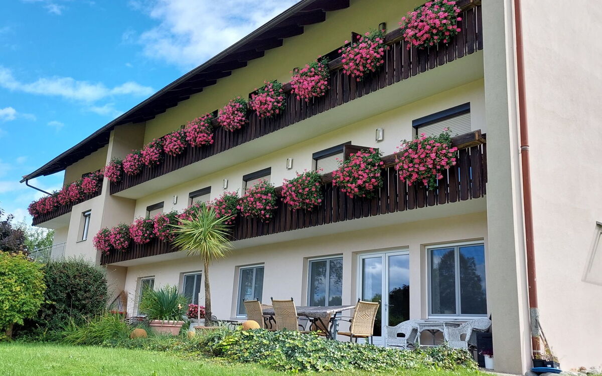 Logement:&nbsp;Juni-Rose 37.7