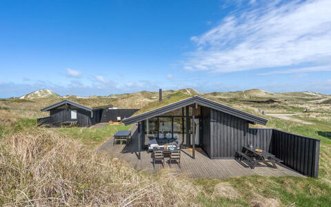 Ilmari - 190M from the Sea: Maison, Toit, Domicile, Chalet, Cabanon, Batiments Jardin, Siding, Cour, Cabane En Rondins, Cabane